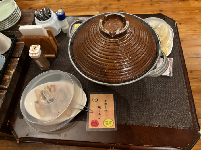 焼りんご、かぼちゃごまクッキー、焼き芋
