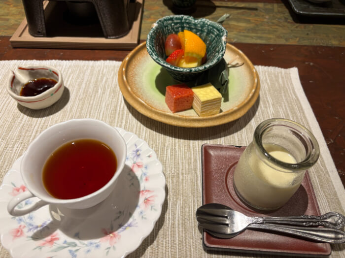 フルーツとケーキとプリン